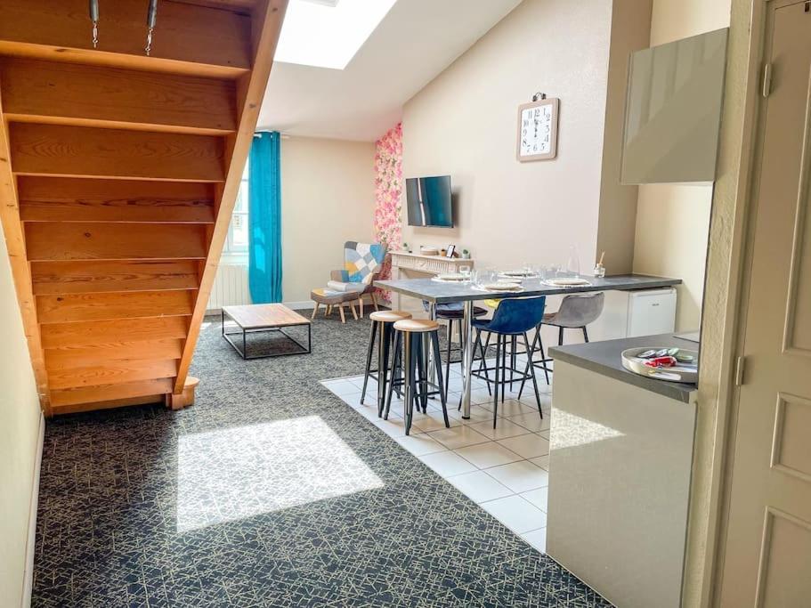Le Saint Gilles Cosy, Centre-Ville, Wifi Le Puy-en-Velay Ngoại thất bức ảnh